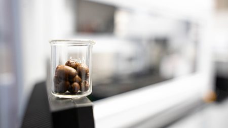 Ο πρωινός καφές σας μπορεί να «αποδυναμώνει» τα αντιβιοτικά