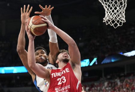Eurobasket 2025 – ΕΟΚ: Διαμαρτυρία για την ανάρτηση της Τουρκίας «κανένα έλεος»