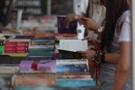 Τα παιδιά ταξιδεύουν «προς θάλασσα μεριά» στο Φεστιβάλ Βιβλίου