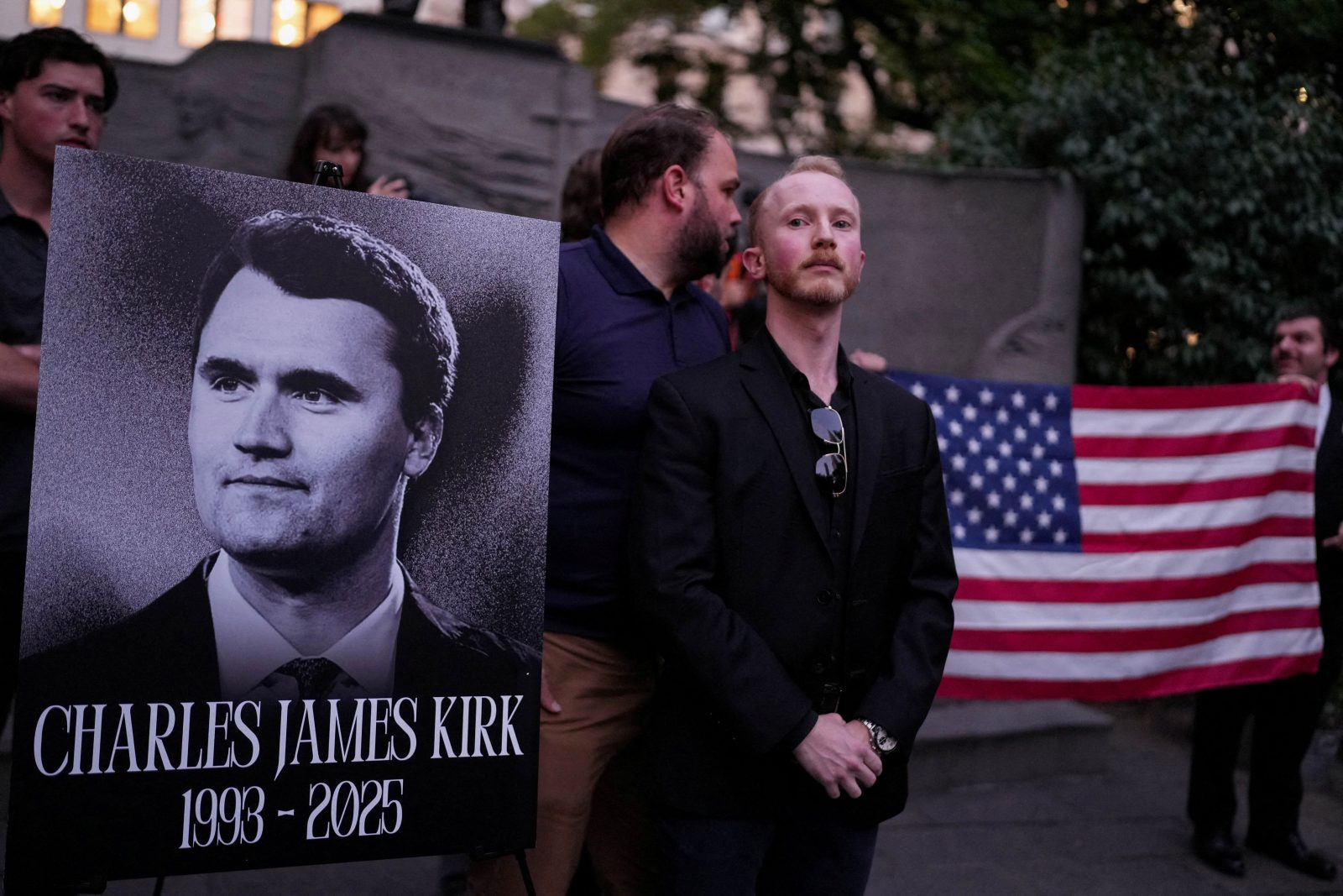 Ενας θάνατος που τους πάει πολύ