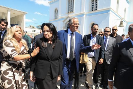 Σαμαράς: Πλήθος κόσμου στο μνημόσυνο της κόρης του, Λένας