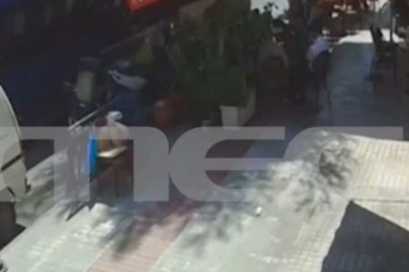 Άγρια επίθεση σε οδηγό τρόλεϊ στον Πειραιά -«Με χτύπησαν σε λαιμό και κεφάλι»