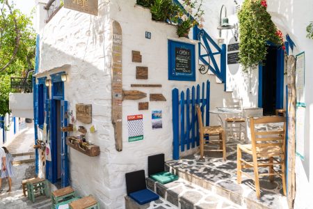 Το αληθινά ξεχωριστό μαγαζί που αγαπούν όλοι στη Σύρο