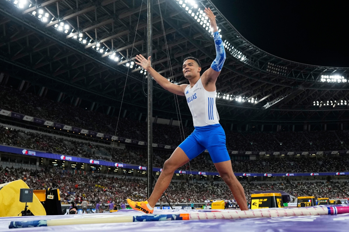Καραλής: Τα συγχαρητήρια της πολιτικής ηγεσίας για το αργυρό