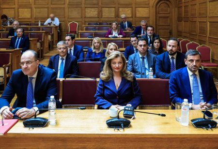 Κακό ξεκίνημα για την Εξεταστική