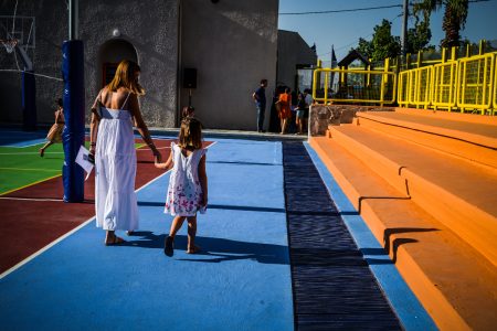 Γονιέ, κόψε τον λαιμό σου!