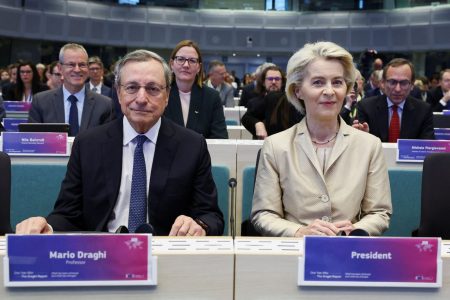 Γιατί η ΕΕ πληρώνει πιο ακριβά την ενέργεια – Τα μέτρα που ανακοίνωσε η φον ντερ Λάιεν