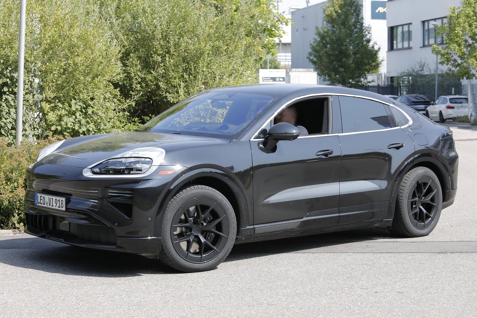Porsche Cayenne Electric: Από το εικονικό στο πραγματικό