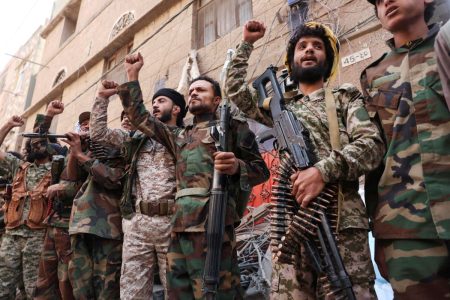 Υεμένη: Το Ισραήλ έπληξε αποβάθρες στην Χοντέϊντα στοχεύοντας του Χούθι