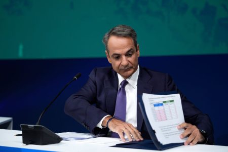 Μεταρρυθμίσεις στα χαρτιά