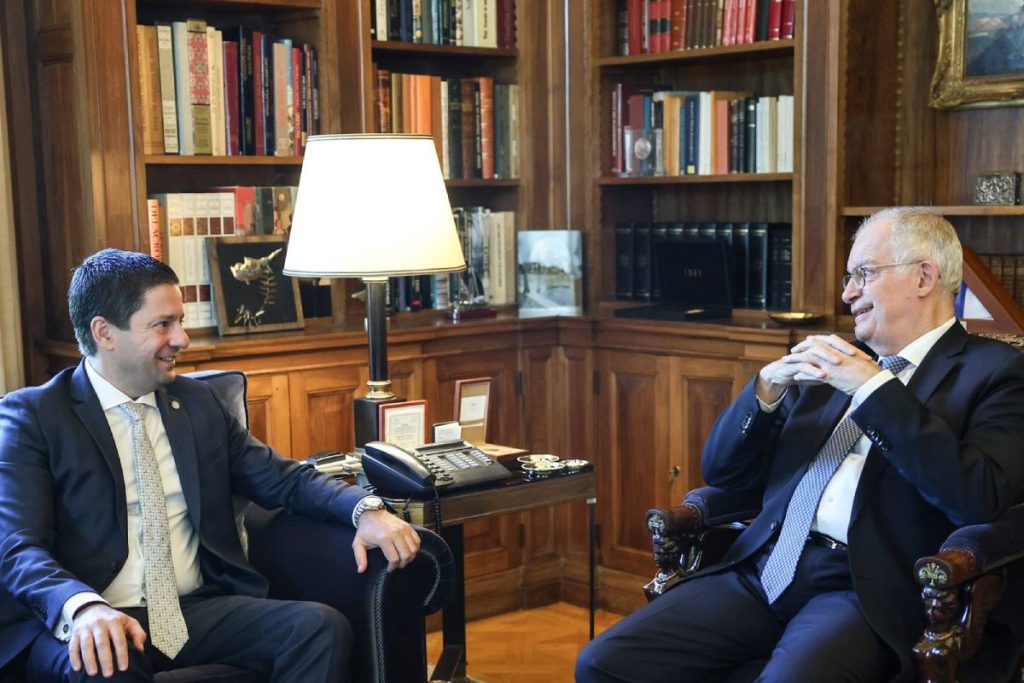 Το πολυσχιδές πρόγραμμα του ΕΚΠΑ στη συνάντηση ΠτΔ και Πρύτανη