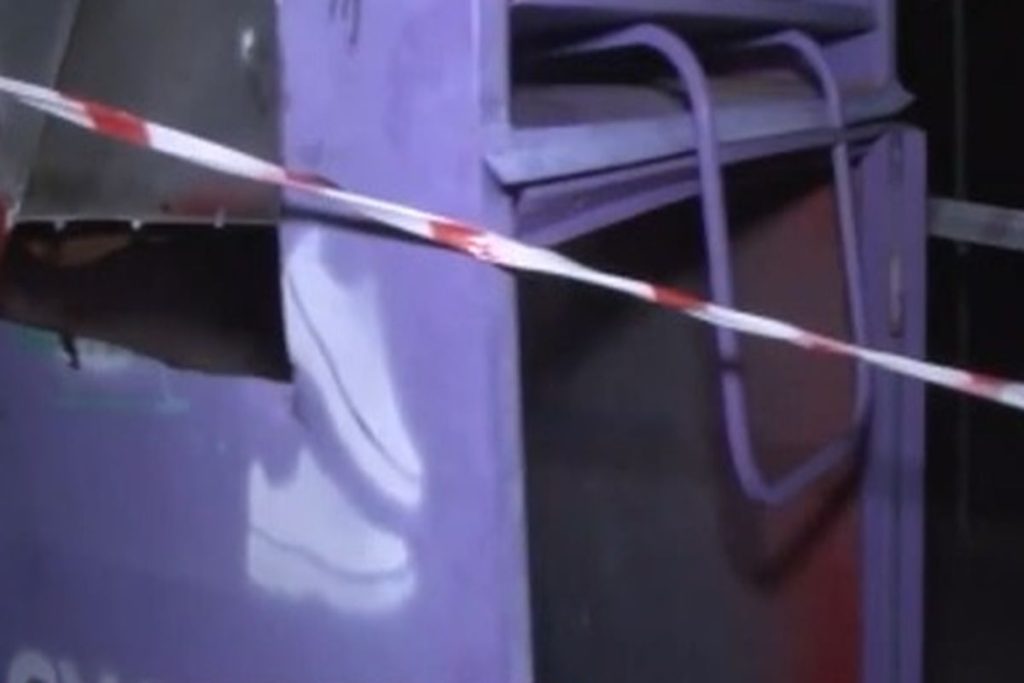 Γλυφάδα: Άνδρας βρέθηκε νεκρός σε κάδο ανακύκλωσης ρούχων