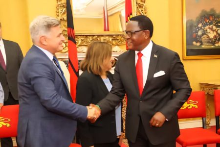 Φαραντούρης: Η σημασία των εκλογών στο Μαλάουι και πώς επηρεάζουν την Ευρώπη