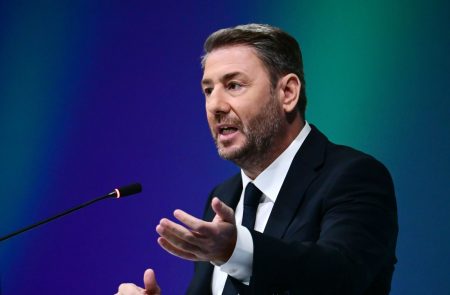 ΠαΣοΚ: Προτάσεις για τους αγρότες και κινήσεις εξωστρέφειας