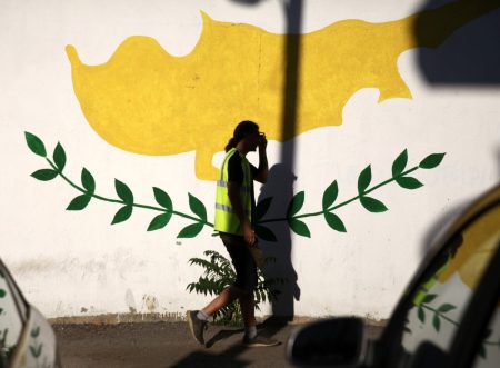 «Μοίρα γύρευες τρόπο να μας πληγώσεις»