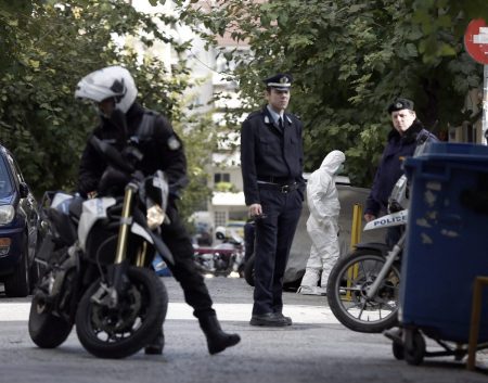 Ρατσιστική επίθεση στην Καλλιθέα: Εργαζόμενος δέχτηκε επίθεση από τον εργοδότη του – Δύο συλλήψεις από τις Αρχές