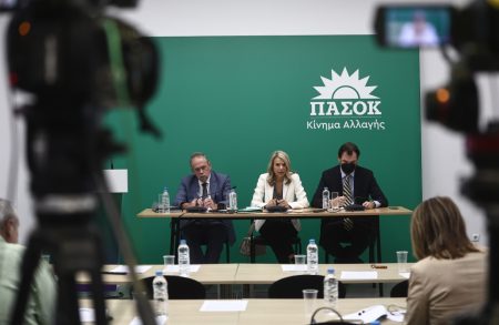 ΠαΣοΚ για Ιδιωτικό Χρέος: Οι 4 άξονες της Χαρ. Τρικούπη