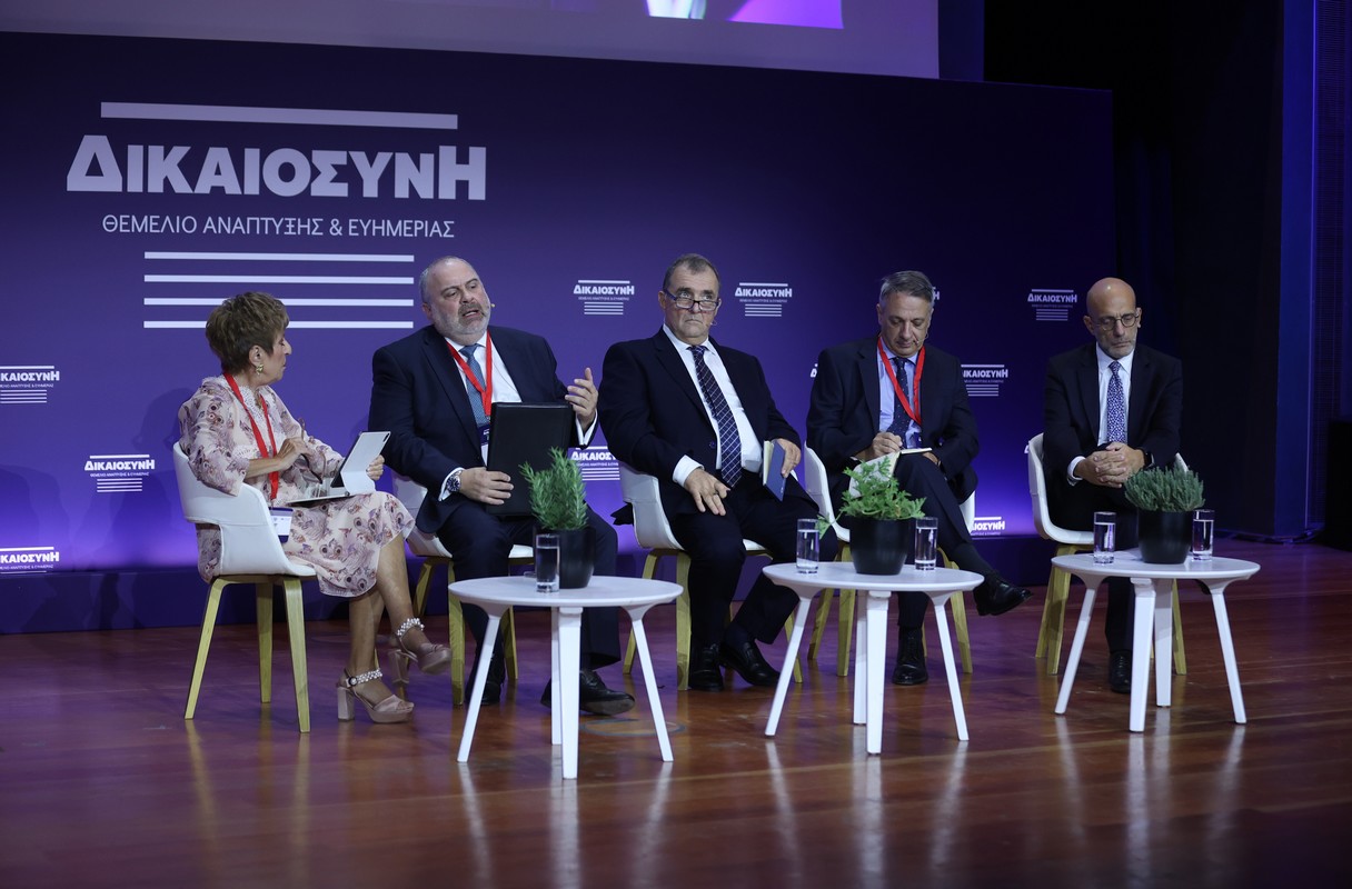 Δικαιοσύνη, Τύπος, «Βήμα»: Ένας διάλογος για το μέλλον