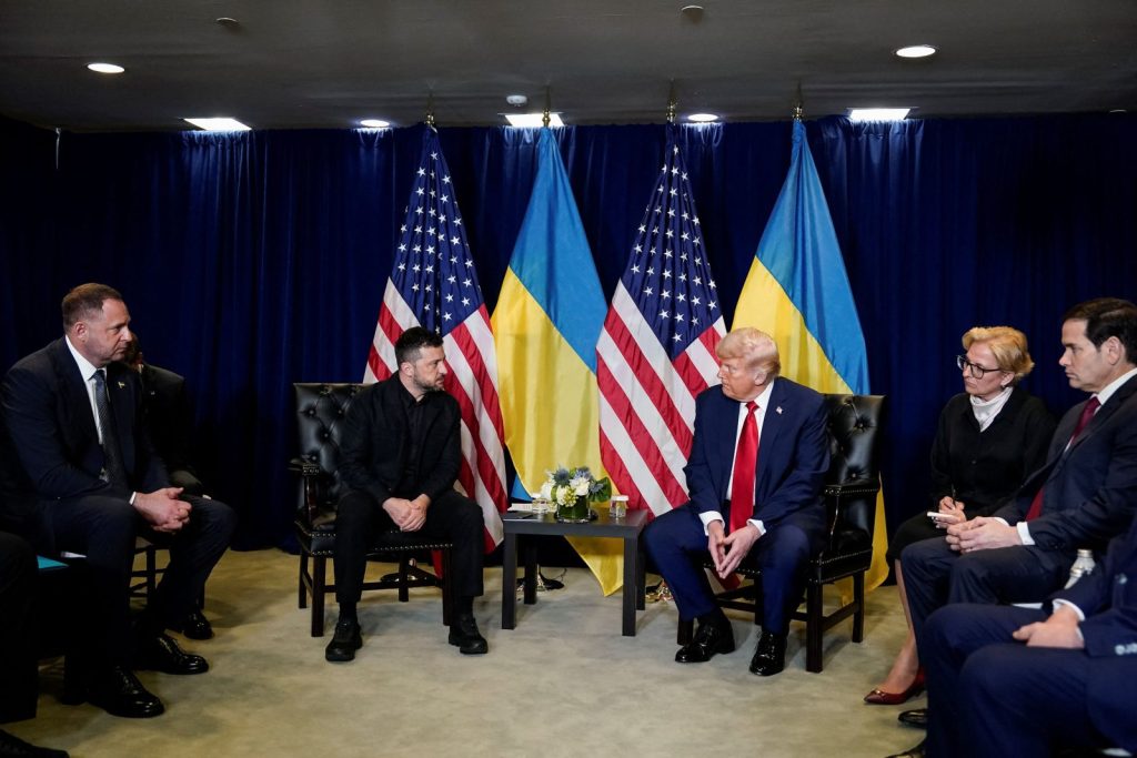 Πρωταγωνιστής ο Τραμπ στον ΟΗΕ: Η στροφή στο Ουκρανικό και οι επαφές με τους Άραβες