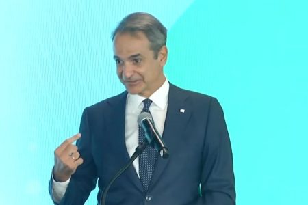 Μητσοτάκης: Σκέψεις για «μπλόκο» στα social media σε άτομα κάτω των 16