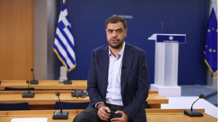 To briefing Παύλου Μαρινάκη στους πολίτες – Τι είπε για ακρίβεια, στεγαστικό