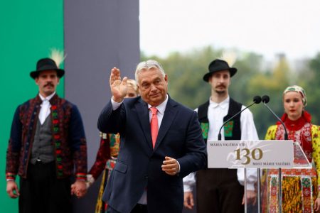 Όρμπαν: «Επιτίθεται» στην Ουκρανία, ενώ οι Βρυξέλλες ετοιμάζονται να τον παρακάμψουν