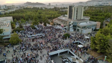 «Βραδιά του Ερευνητή»: Από την έρευνα στην ανάπτυξη με πρωταγωνιστές τους νέους