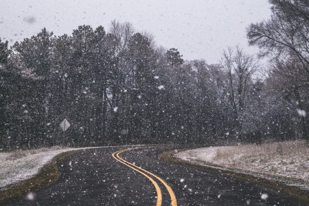 Καιρός: Συνεχίζεται η κακοκαιρία – Πότε και πού θα πέσουν τα πρώτα χιόνια