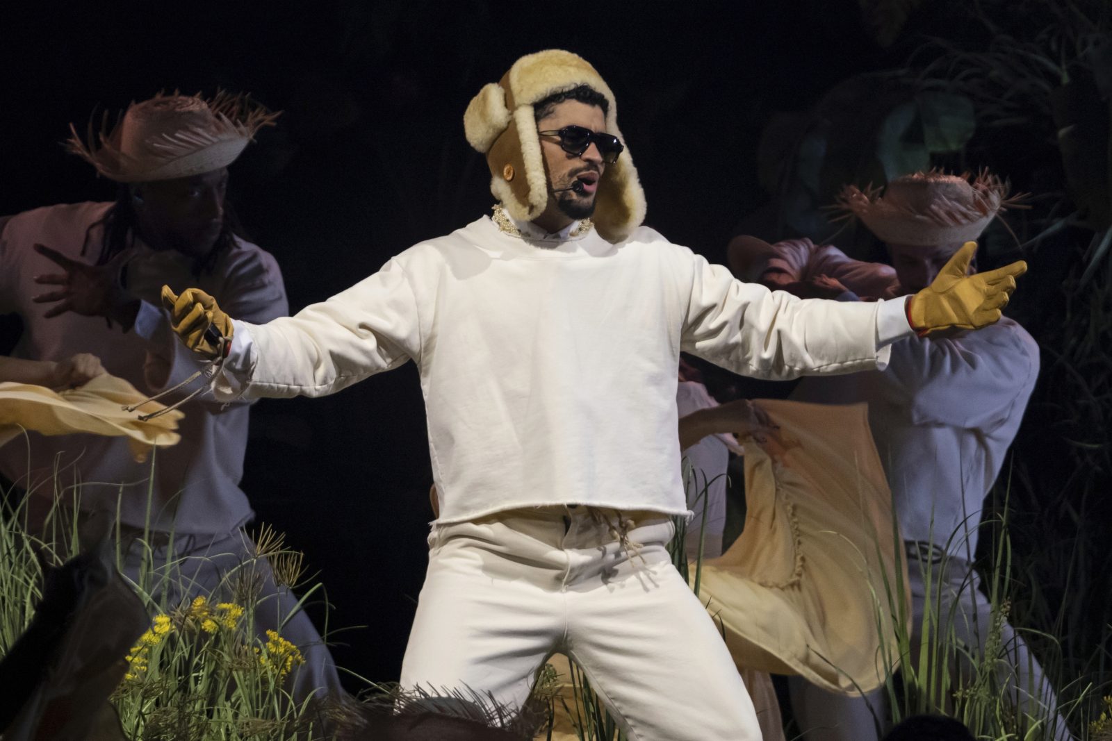 Bad Bunny: Ποιος είναι ο Πορτορικανός καλλιτέχνης που θα εμφανιστεί στο ημίχρονο του Super Bowl