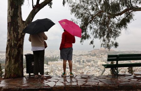 Κακοκαιρία προ των πυλών: Ποιες περιοχές μπαίνουν σε Red Code και τι προβλέπεται