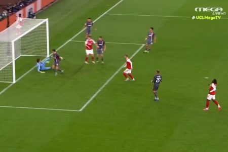 Άρσεναλ – Ολυμπιακός: Η τρομερή επέμβαση του Τζολάκη