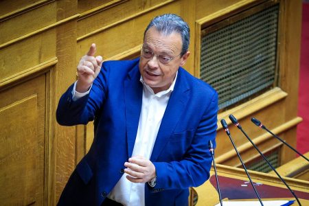 ΣΥΡΙΖΑ: Πιέζει Κακλαμάνη ο Φάμελλος – Νέα επιστολή για τα ΕΛΤΑ