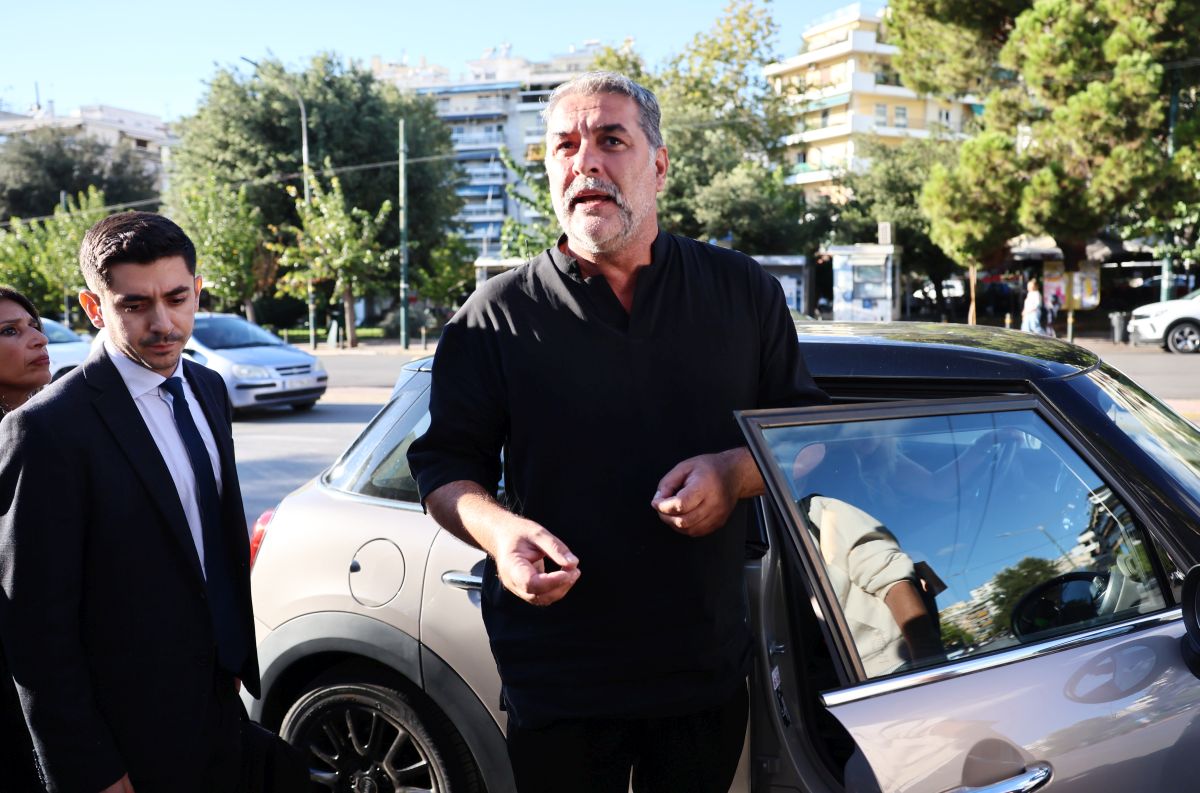 Βασίλης Μπισμπίκης: Ποιοι και πώς βρήκαν το τρακαρισμένο αμάξι του