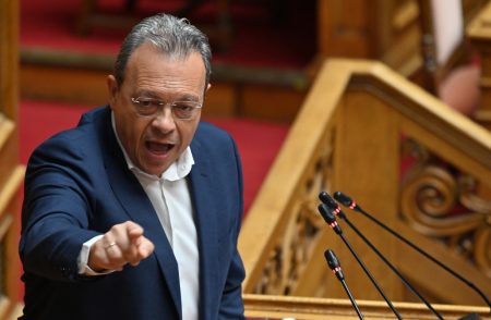 Φάμελλος: Απαιτείται άλλη πολιτική – Τα προβλήματα δεν επιτρέπουν αναβολές