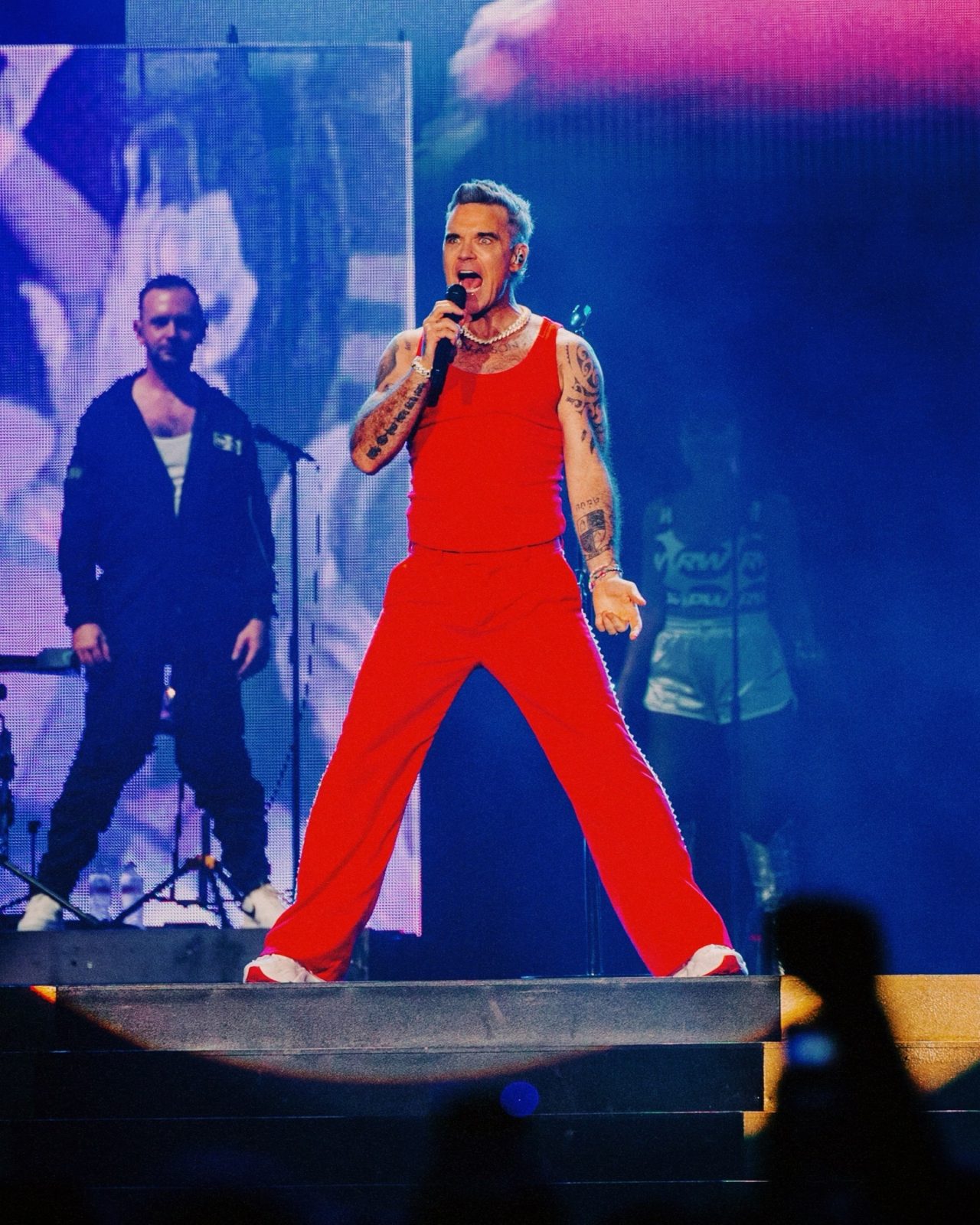 Είδαμε τον Ρόμπι Γουίλιαμς στο Καλλιμάρμαρο στο μεγάλο φινάλε του φετινού συναυλιακού καλοκαιριου