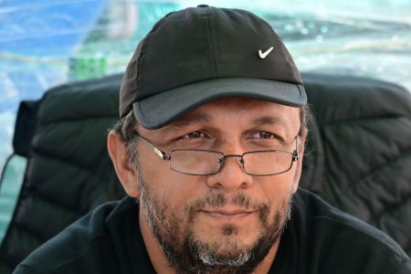 Tα δύο πρόσωπα της Νέας Δημοκρατίας