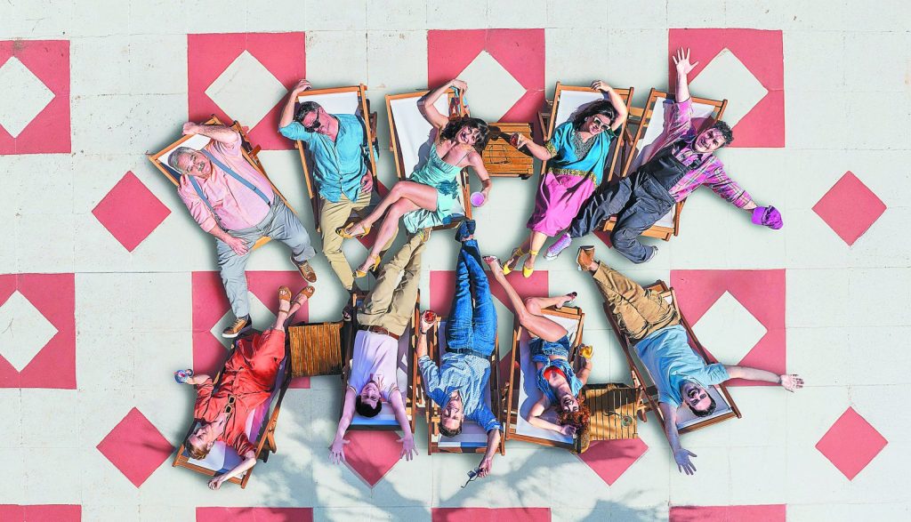 Μακρύ καλοκαίρι στο Mega με την κωμική σειρά «HOTΕΛ ΕΛVIRA»