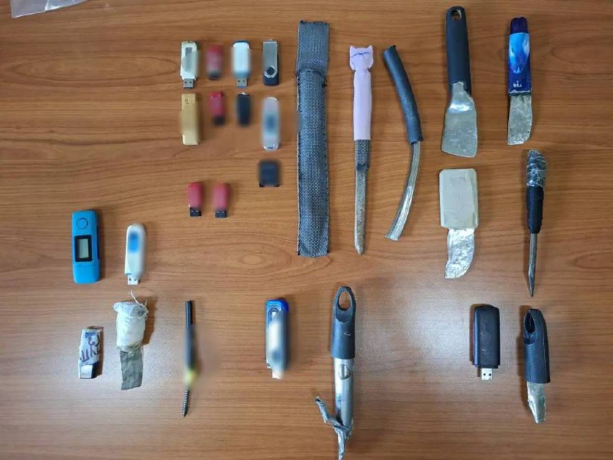 Έφοδος ΕΛ.ΑΣ. στις φυλακές Τρικάλων – Βρέθηκαν 10 μαχαίρια που ανήκαν σε έξι κρατούμενους