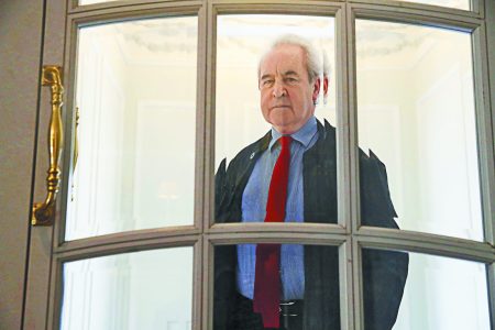 Τζον Μπάνβιλ: «Η τελειότητα είναι ανέφικτη»