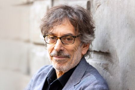 Μπρους Σαπίρο: «Κάνουμε δημοσιογραφία χωρίς να κατανοούμε τι είναι τραύμα»