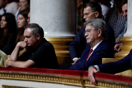 Γιατί δεν καταφέρνει να ενωθεί η γαλλική Αριστερά