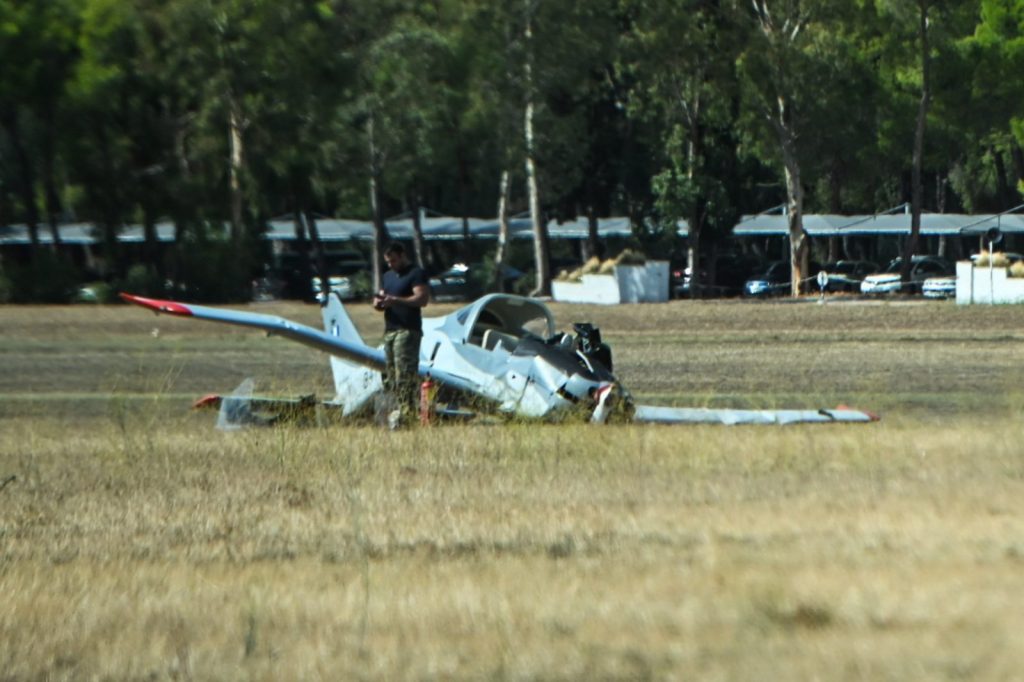 Πτώση εκπαιδευτικού αεροσκάφους στο Τατόι – Σε εξέλιξη επιχείρηση της Πολεμικής Αεροπορίας