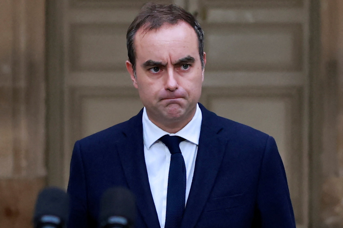 Πετάει το μπαλάκι στον Μακρόν ο Λεκορνί: «Σε 48 ώρες νέος πρωθυπουργός»