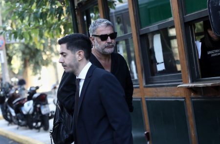 Ένοχος ο Βασίλης Μπισμπίκης – Του επιβλήθηκε πρόστιμο 7.000 ευρώ