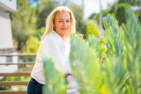 Λένα Καραμαλή: «Η καλή φροντίδα του εαυτού είναι τέχνη»