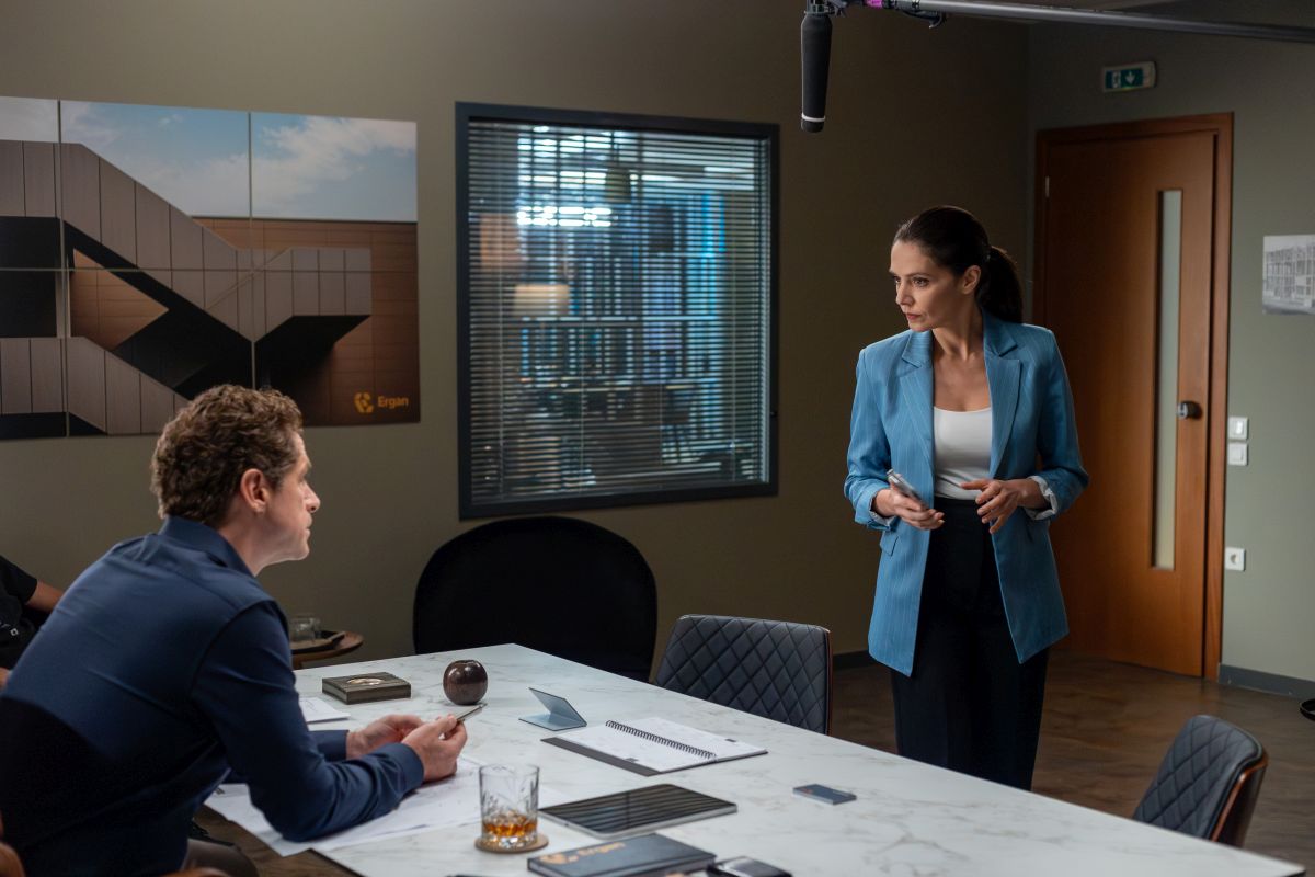 Μια νύχτα μόνο: Backstage φωτογραφίες από τη νέα σειρά του Mega