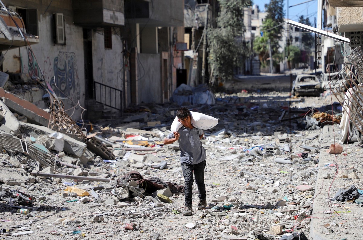 Το Βήμα Σήμερα: Τα πρώτα βήματα της συμφωνίας για τη Γάζα, οι όμηροι, η αποστρατικοποίηση