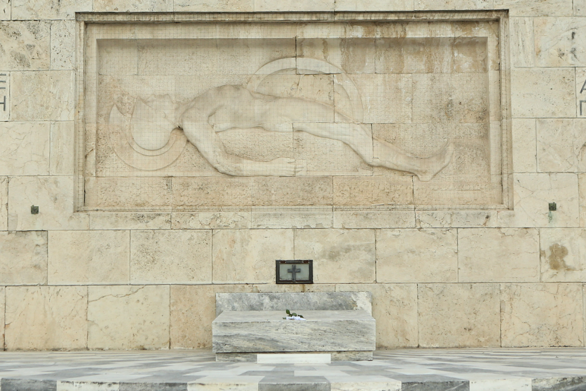 Ασόβαροι τακτικισμοί