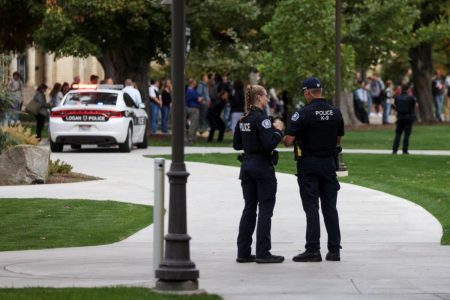 Δεκαέξι πτώματα σε ποτάμια του Χιούστον: Ποιοι είναι οι Smiley Face Killers