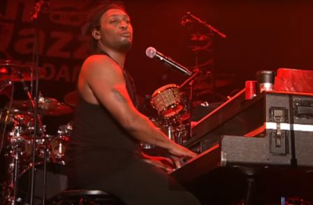 Πέθανε ο θρύλος της soul, D’Angelo σε ηλικία 51 ετών